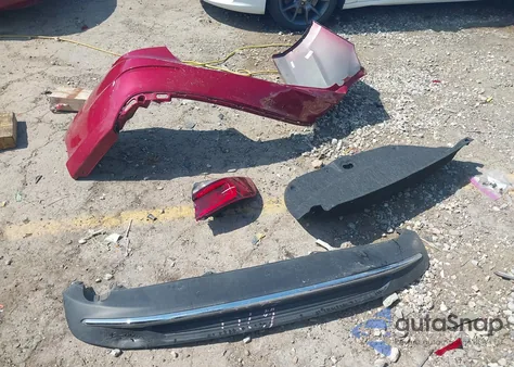 2022 Honda Insight Touring z USA, uszkodzony, nr VIN 19XZE4F92NE016849